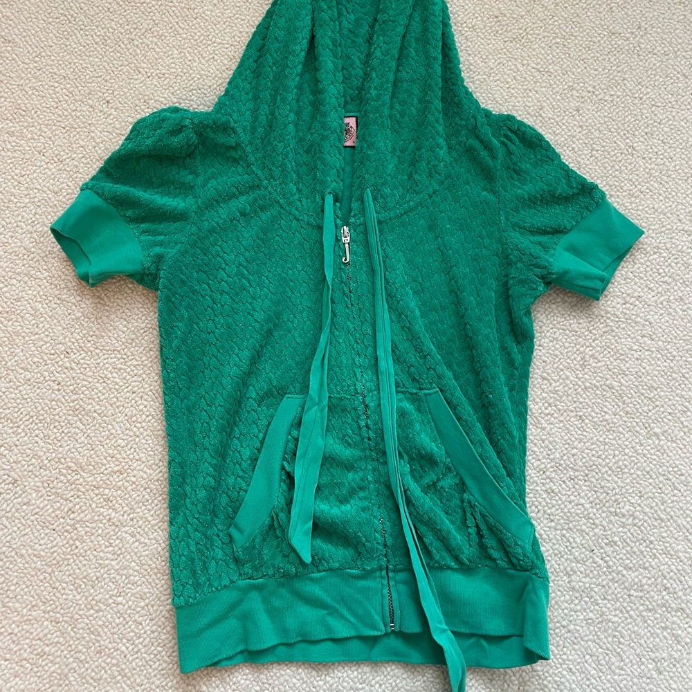 Vintage Heart Print Juicy Couture Short Sleeved Sweater